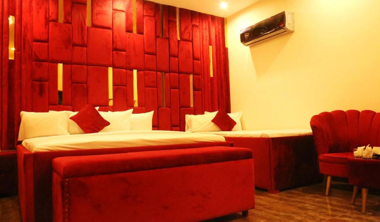 Hotel De Smart Multan Exteriér fotografie