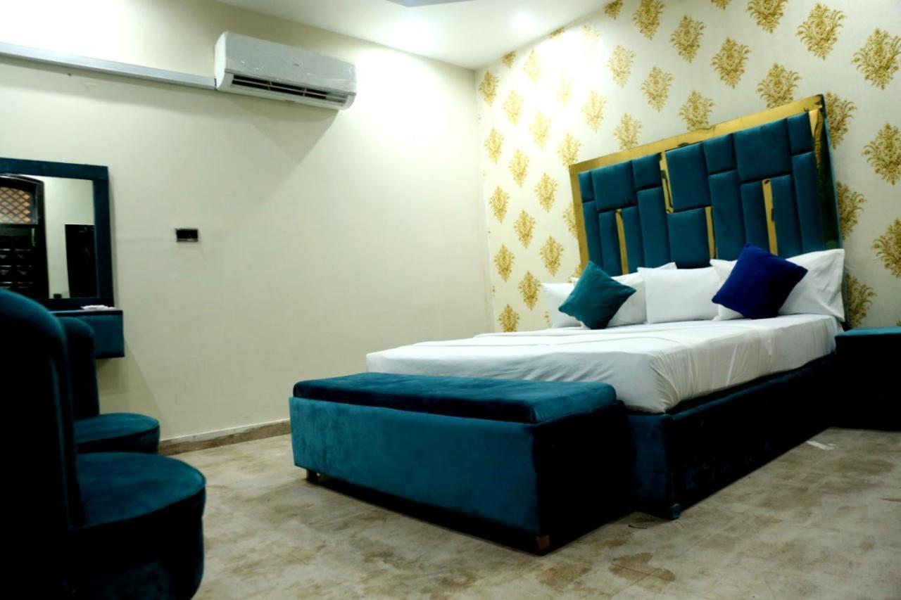 Hotel De Smart Multan Exteriér fotografie